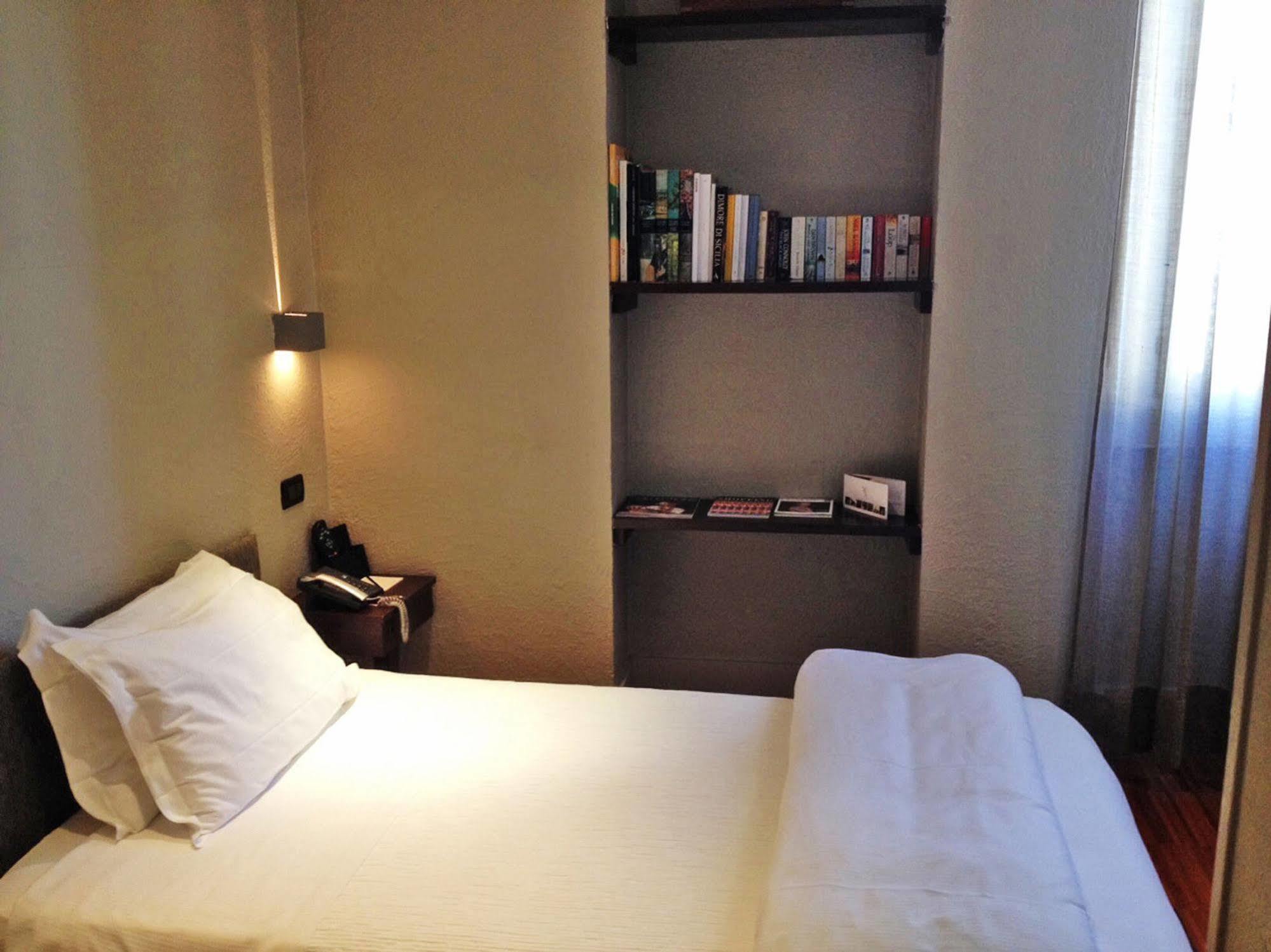 Hotel Townhouse 12 Mediolan Zewnętrze zdjęcie